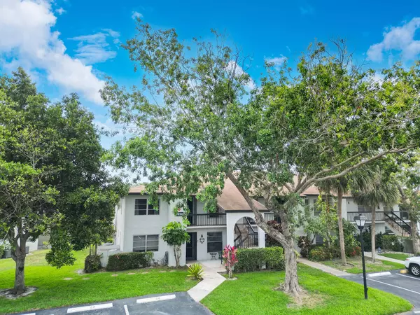 Delray Beach, FL 33484,5890 Sugar Palm CT E