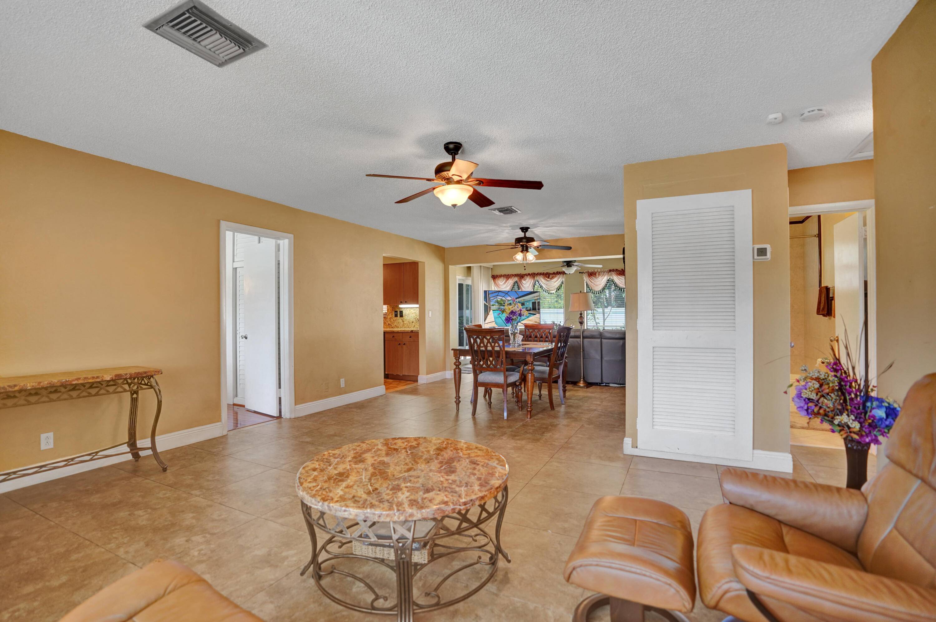 Deerfield Beach, FL 33441,913 SE 16 PL