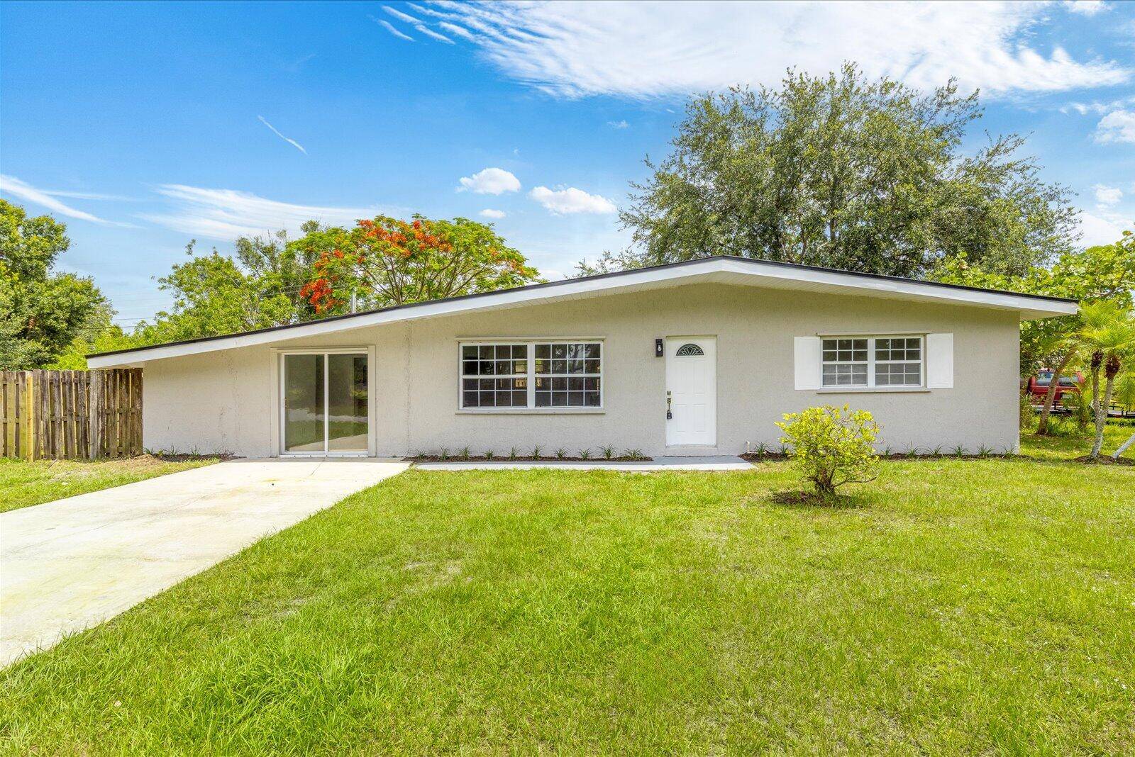 7802 Miramar AVE, Fort Pierce, FL 34951