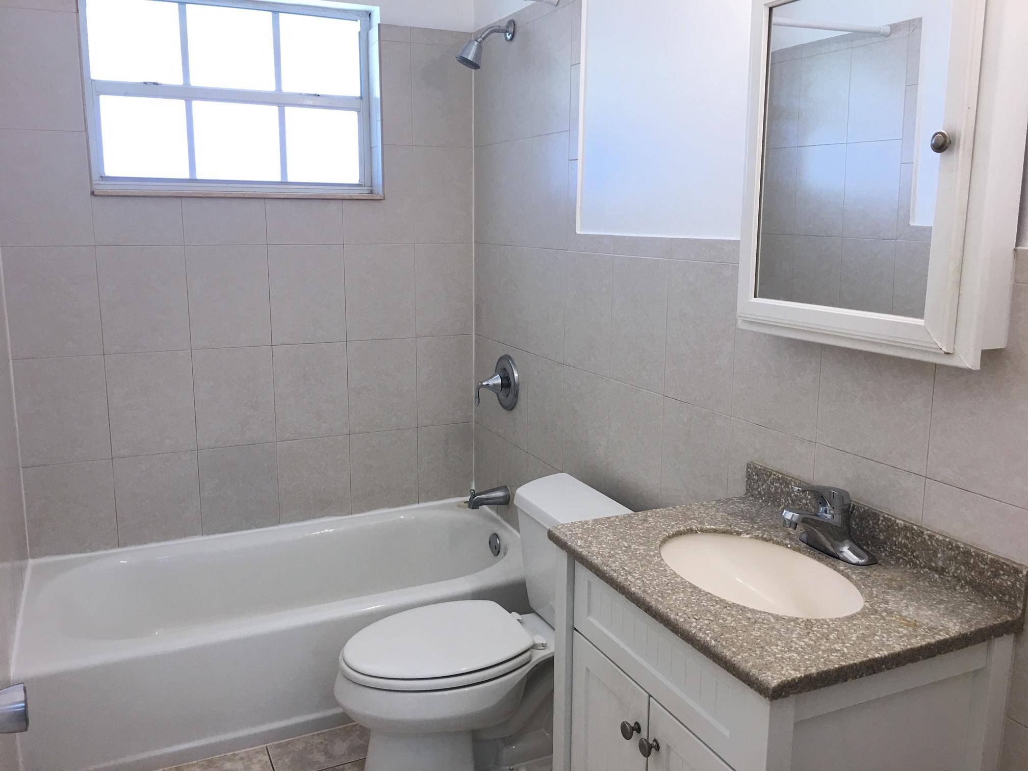 Fort Lauderdale, FL 33308,1820 NE 56th ST Unit 4