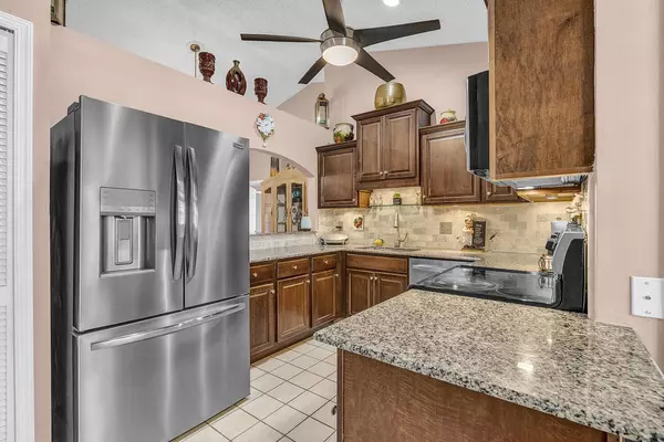 Boynton Beach, FL 33472,5830 W Parkwalk CIR