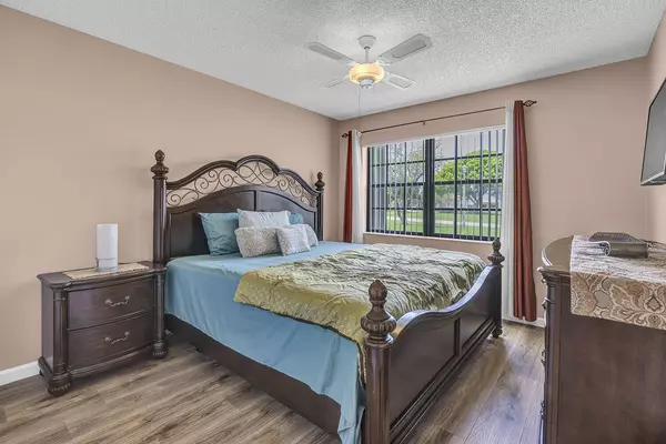 Boynton Beach, FL 33472,5830 W Parkwalk CIR