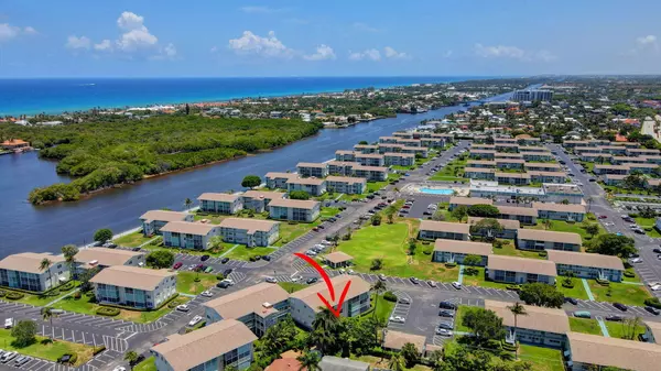 Boynton Beach, FL 33435,210 E Horizons 103