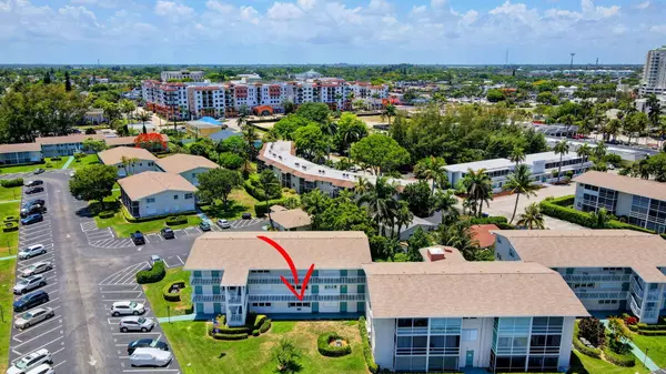 Boynton Beach, FL 33435,210 E Horizons 103