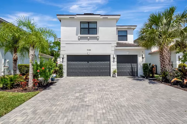 Lake Worth, FL 33463,7180 Villamar WAY