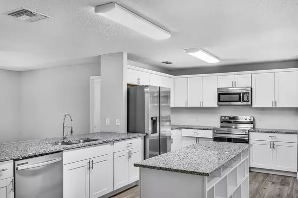 891 46th AVE, Vero Beach, FL 32966