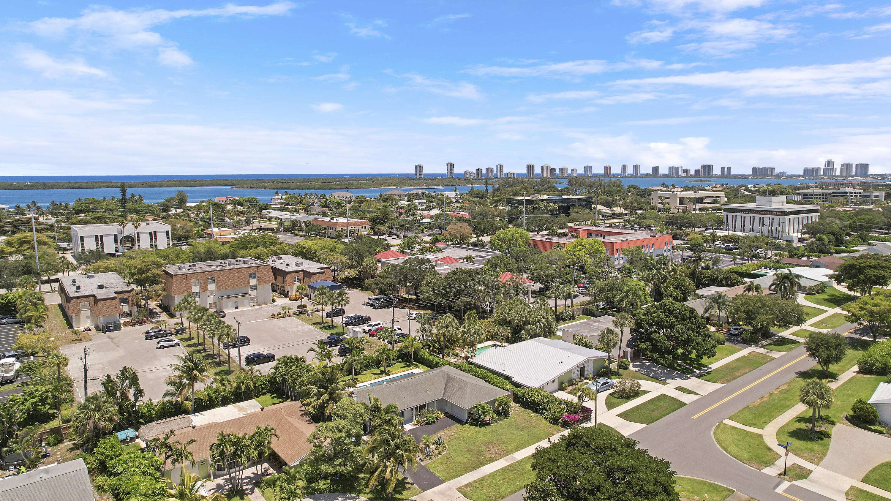 North Palm Beach, FL 33408,744 Eastwind DR