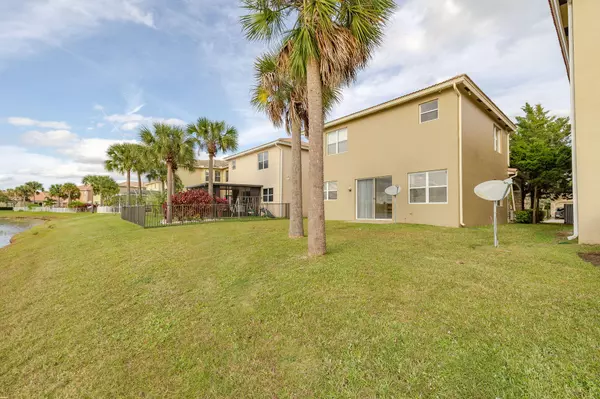 Port Saint Lucie, FL 34986,979 NW Leonardo CIR