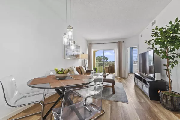 Wellington, FL 33414,2060 Greenview Shores BLVD 318