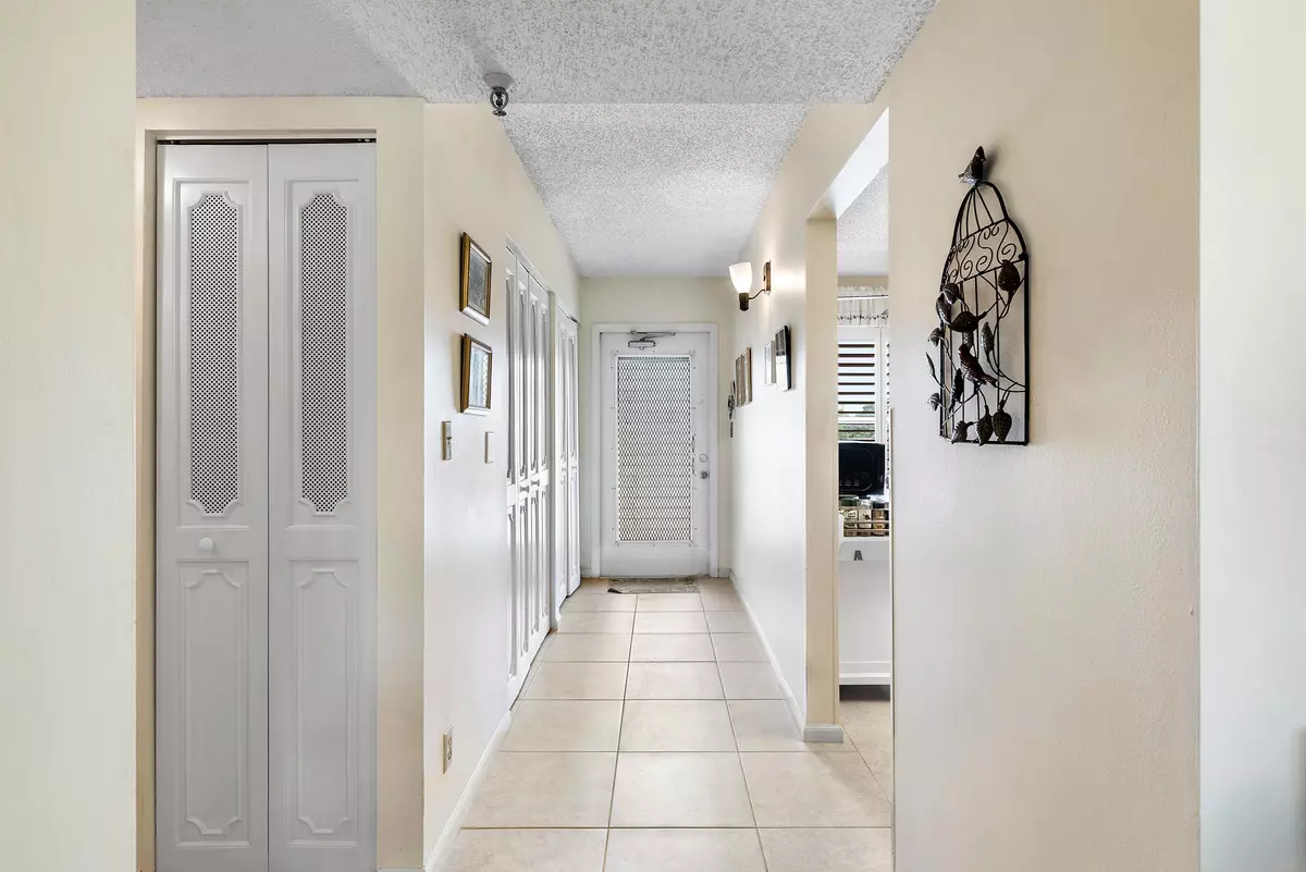 Delray Beach, FL 33446,14575 Bonaire BLVD 304