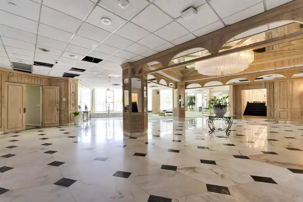 Hallandale Beach, FL 33009,3180 S Ocean DR 316