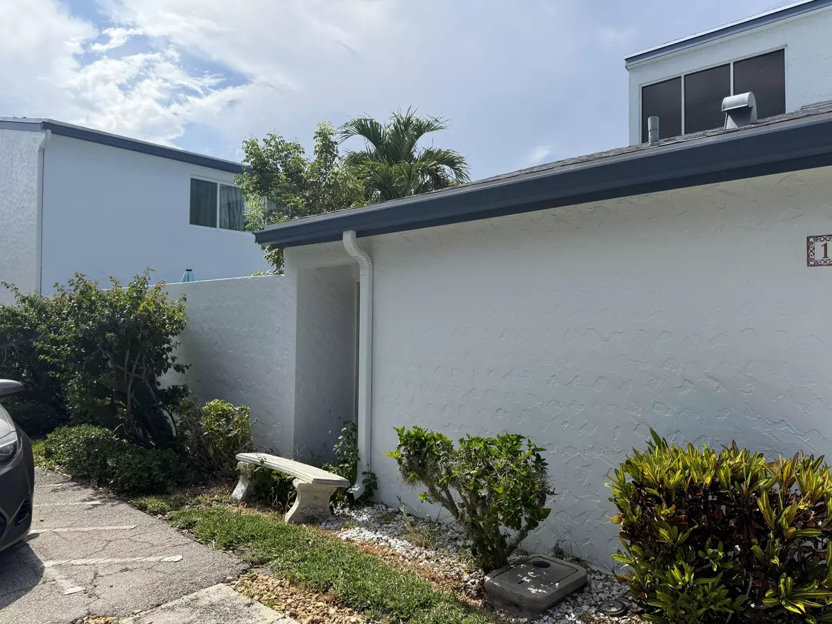 North Palm Beach, FL 33408,129 Lehane Ter 130 TER 130