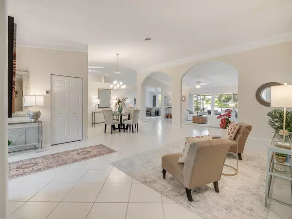 Lake Worth, FL 33467,8520 Lake Cypress RD