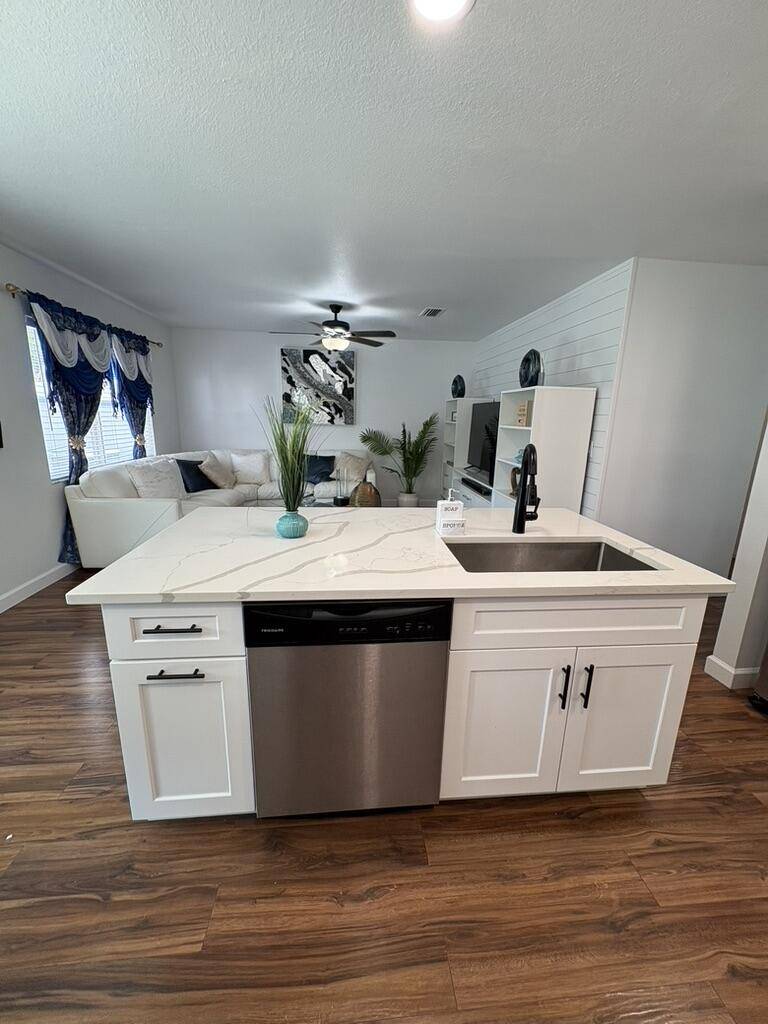 West Palm Beach, FL 33411,3318 Blue Fin Drive DR