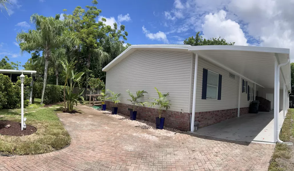 3421 Lake Overlook PL 166, Lake Worth, FL 33462