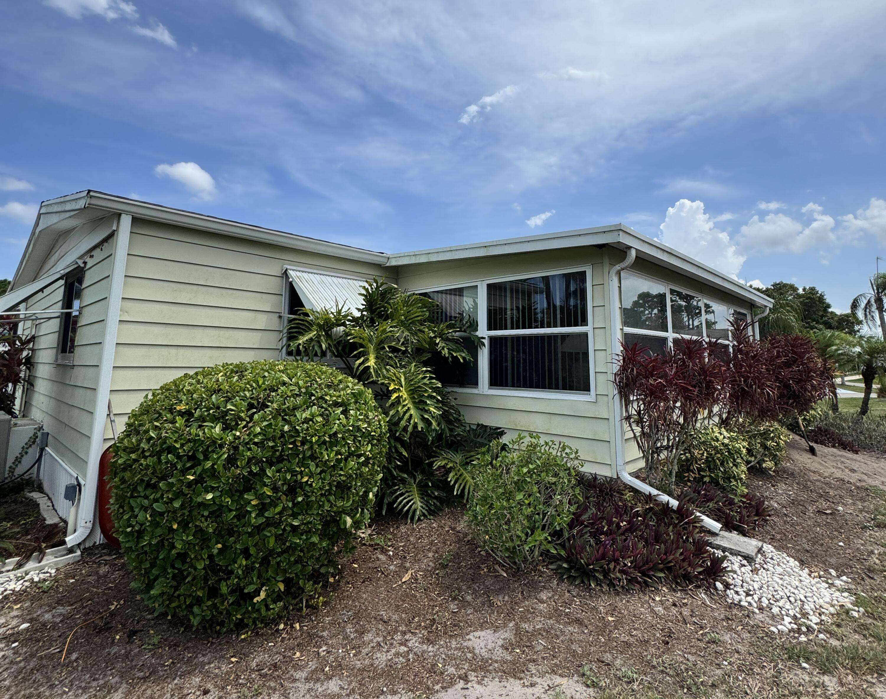 Fort Pierce, FL 34951,3 Jose Martin