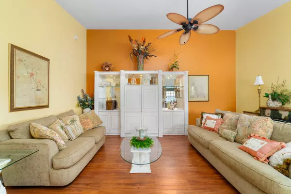 Stuart, FL 34997,1056 SW Balmoral TRCE