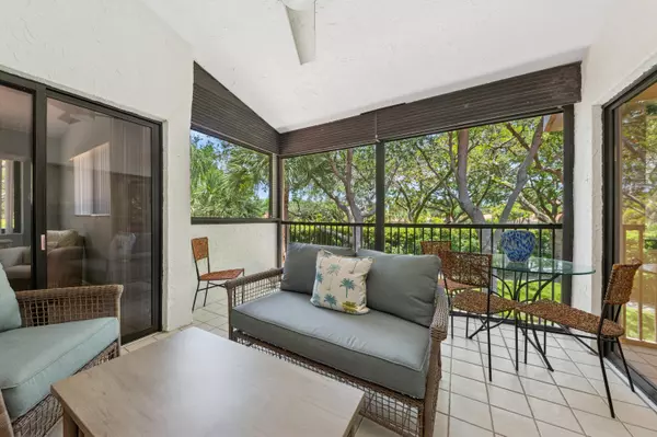 Boca Raton, FL 33487,17340 Boca Club BLVD 702