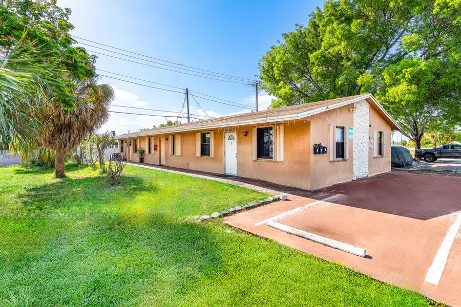 928 S H ST 1, Lake Worth Beach, FL 33460