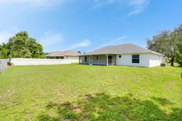 Port Saint Lucie, FL 34953,4286 SW Carl ST