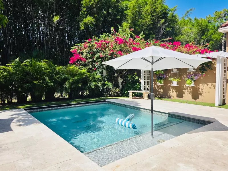 10434 Buena Ventura DR, Boca Raton, FL 33498