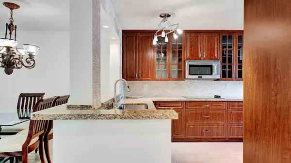 Delray Beach, FL 33484,15075 Witney RD 108