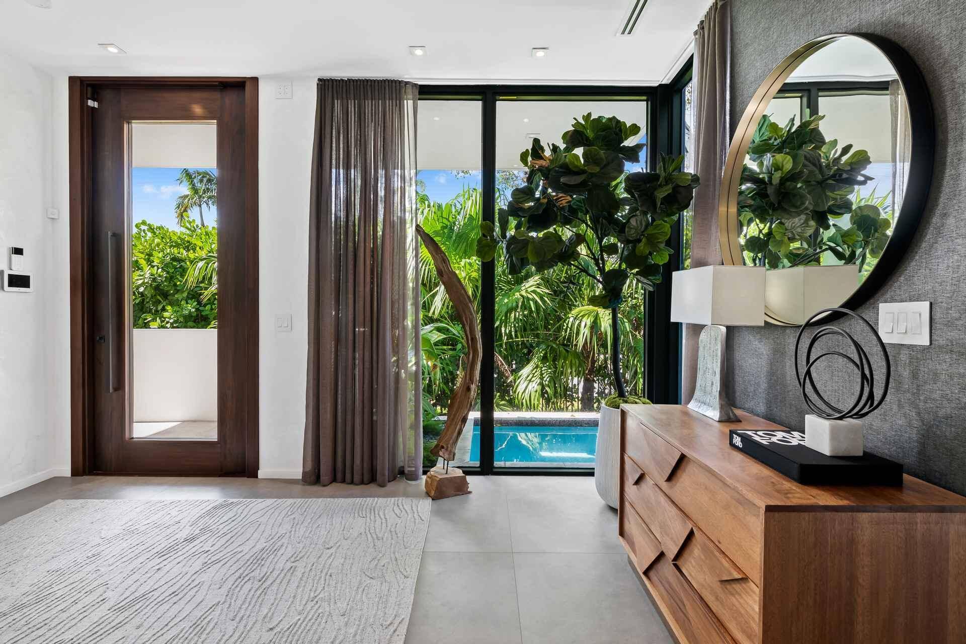 Miami Beach, FL 33139,121 2nd Dilido TER Share B