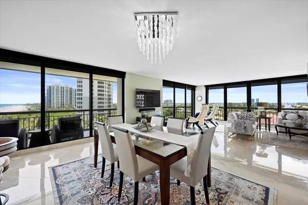 Singer Island, FL 33404,4000 N Ocean DR 704