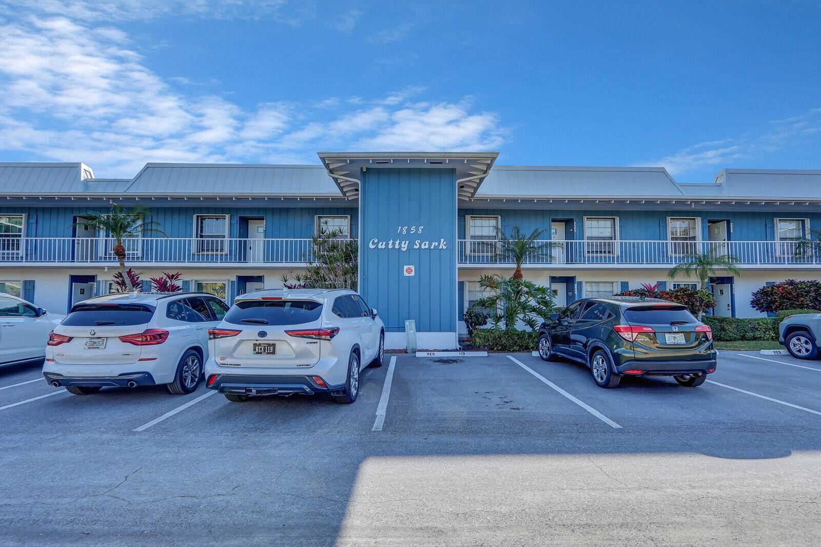 Stuart, FL 34994,1858 SW Palm City RD 205
