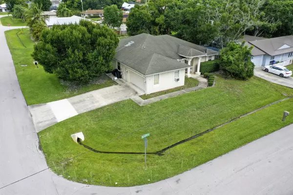 Port Saint Lucie, FL 34953,697 SW Dairy RD