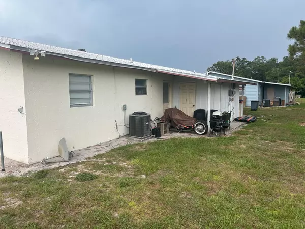 Fort Pierce, FL 34946,2536 Seneca AVE