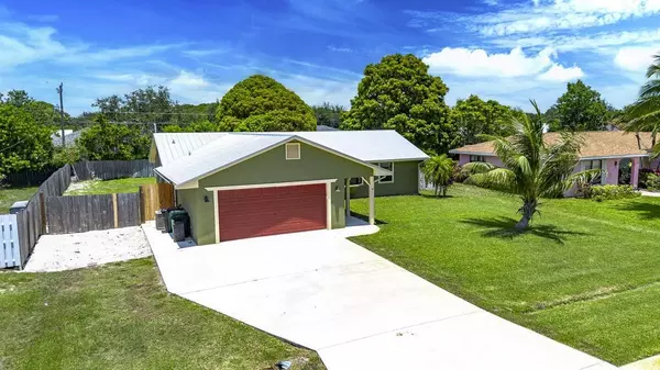 Port Saint Lucie, FL 34952,2569 SE Grand DR