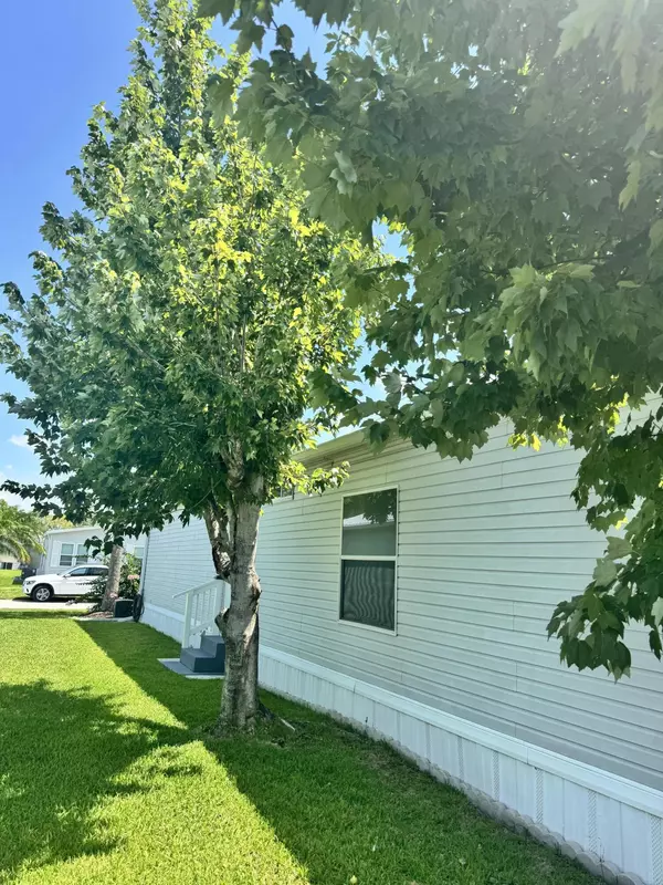 Fort Pierce, FL 34951,14119 Isla Flores AVE