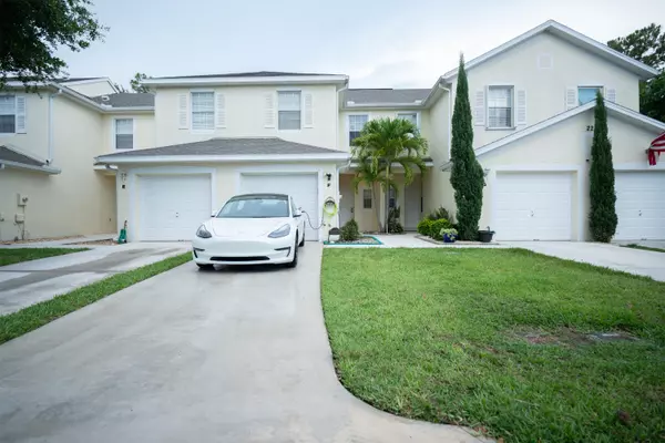 224 Foxtail DR F, Greenacres, FL 33415