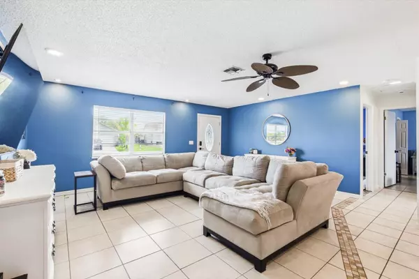 Port Saint Lucie, FL 34983,1430 SE Ocean LN