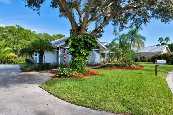 Hobe Sound, FL 33455,10510 SE Jupiter Narrows DR