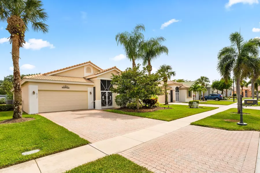8932 Agliana CIR, Boynton Beach, FL 33472