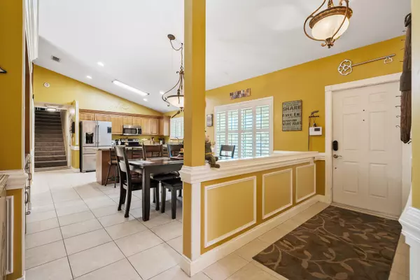 Fort Pierce, FL 34982,5001 Silver Oak DR
