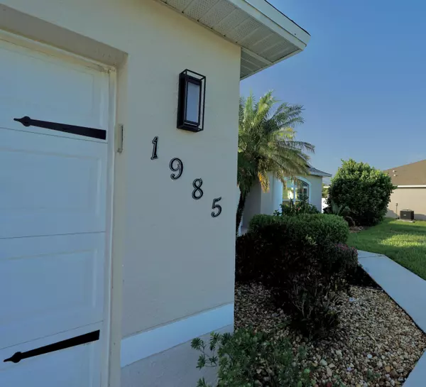 Port Saint Lucie, FL 34953,1985 SW Glenco ST