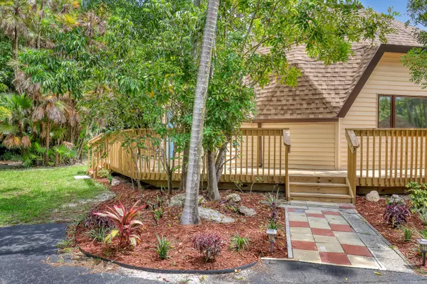 Haverhill, FL 33417,1130 Melinda LN