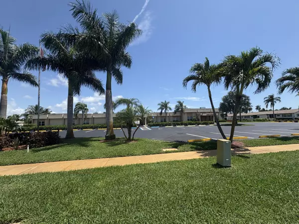 West Palm Beach, FL 33415