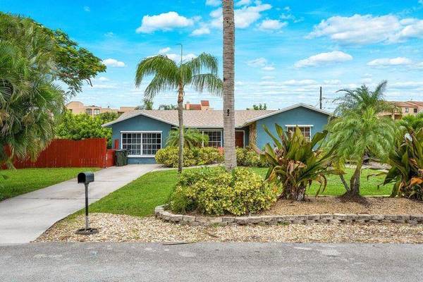 803 Mallard DR, Delray Beach, FL 33444