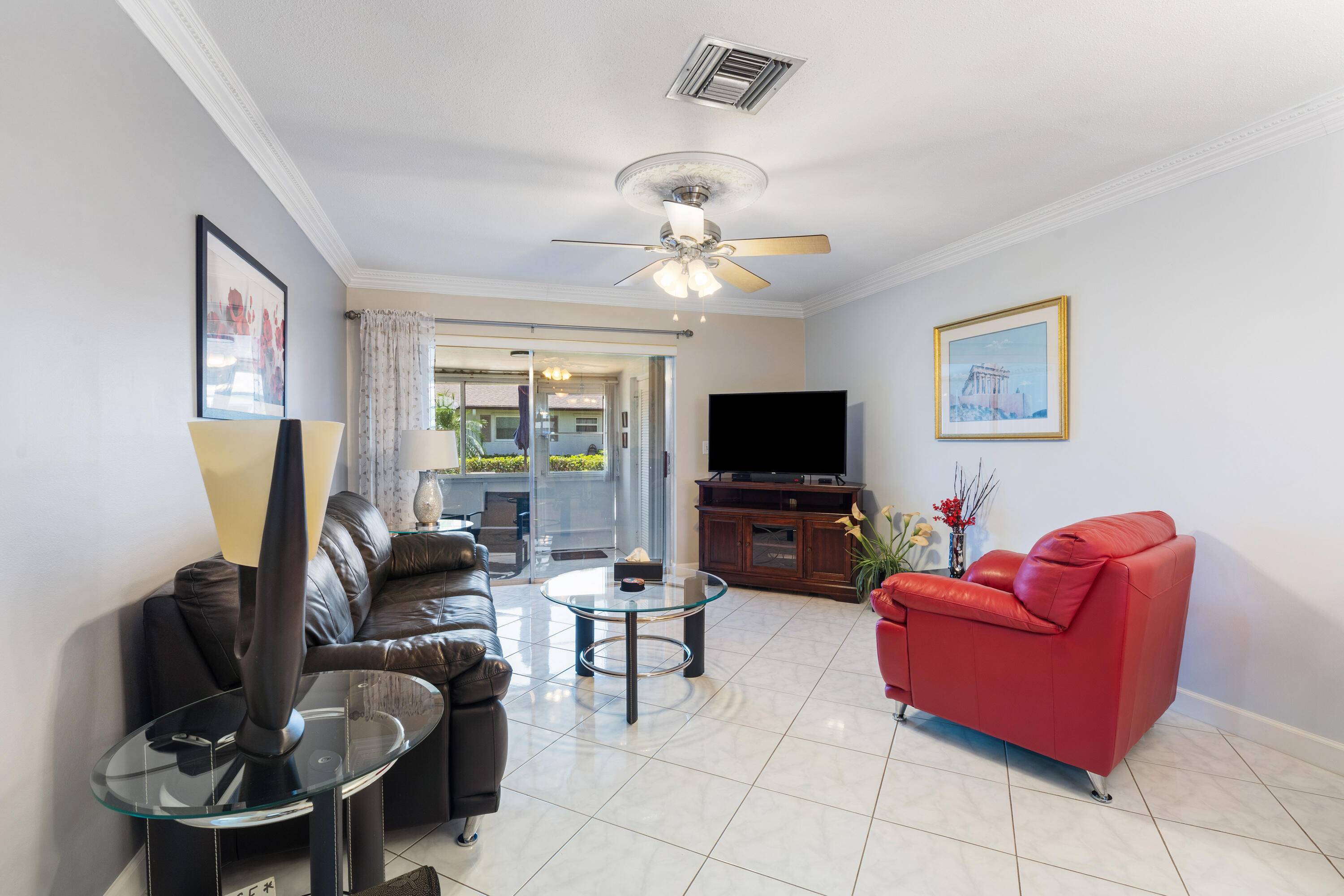 West Palm Beach, FL 33415,2822 W Crosley DR D
