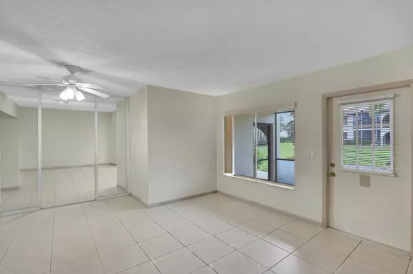 Greenacres, FL 33463,331 Knotty Pine CIR C-1