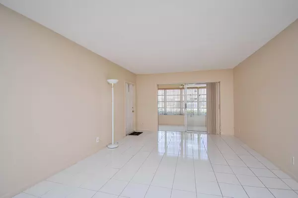 Delray Beach, FL 33484,14579 Canalview Dr C