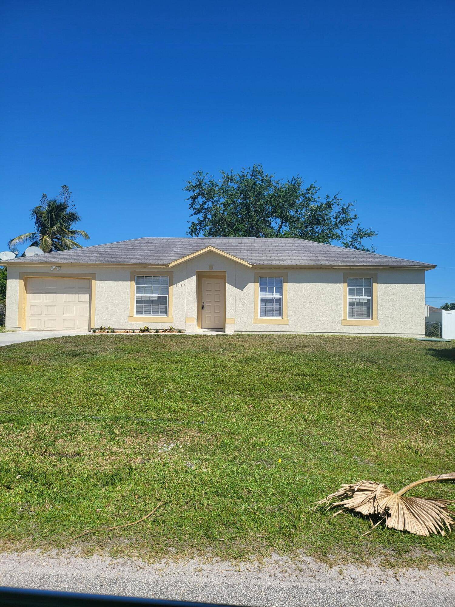 Port Saint Lucie, FL 34983,1167 SW Curtis ST