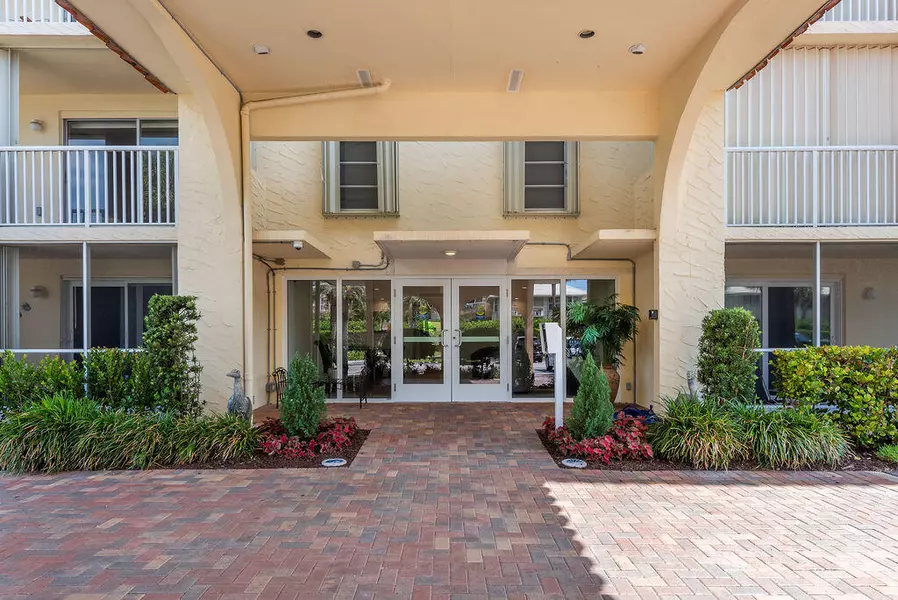 951 De Soto RD 533, Boca Raton, FL 33432