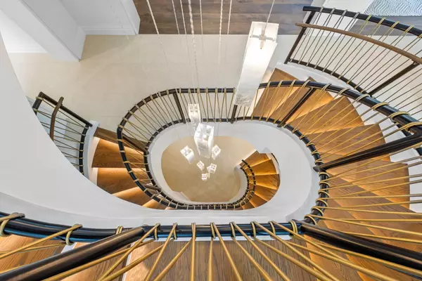 Delray Beach, FL 33483,526 N Ocean BLVD