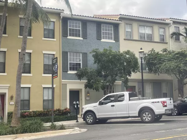 608 Fern ST, West Palm Beach, FL 33401