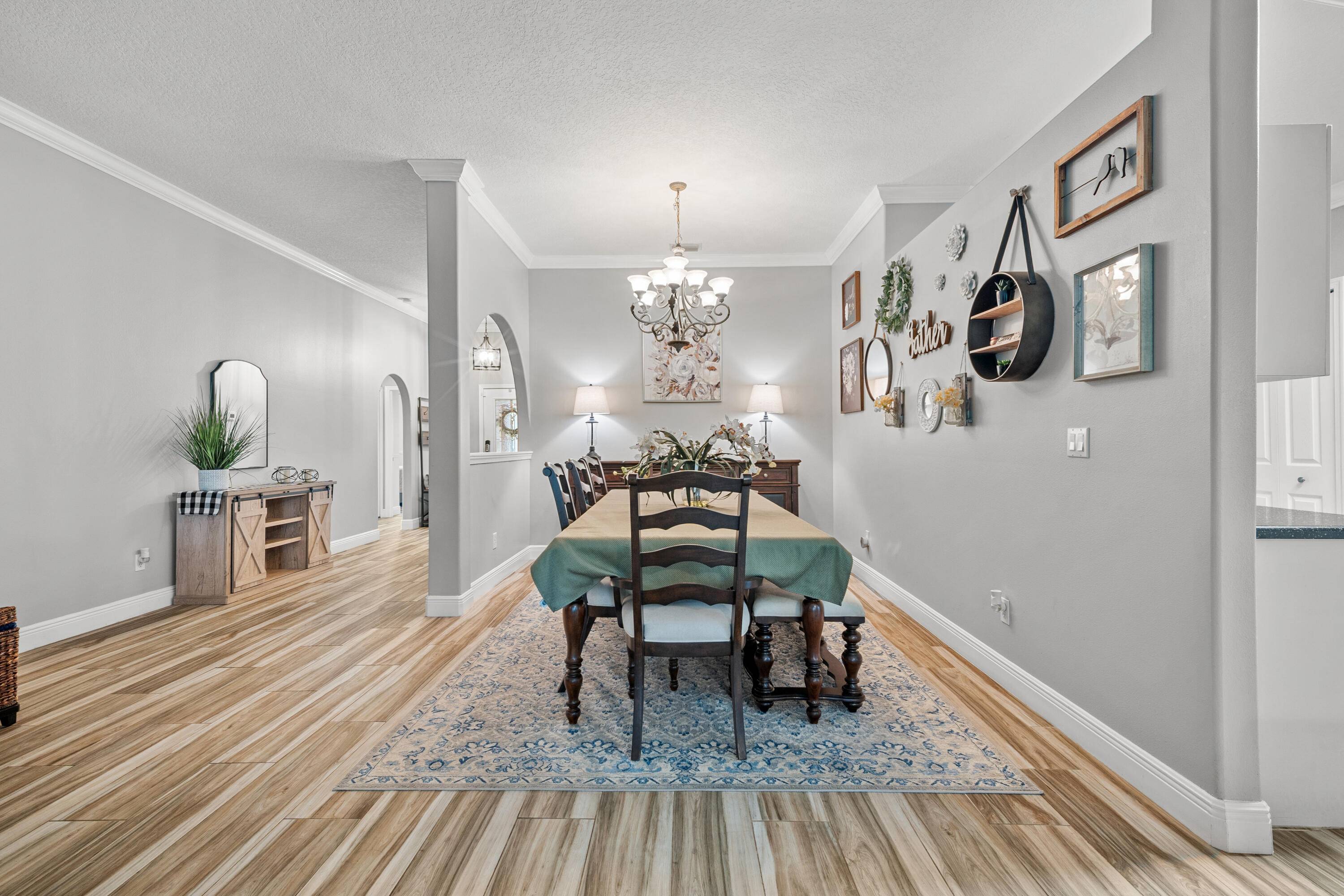 Port Saint Lucie, FL 34953,462 SW Sundance TRL